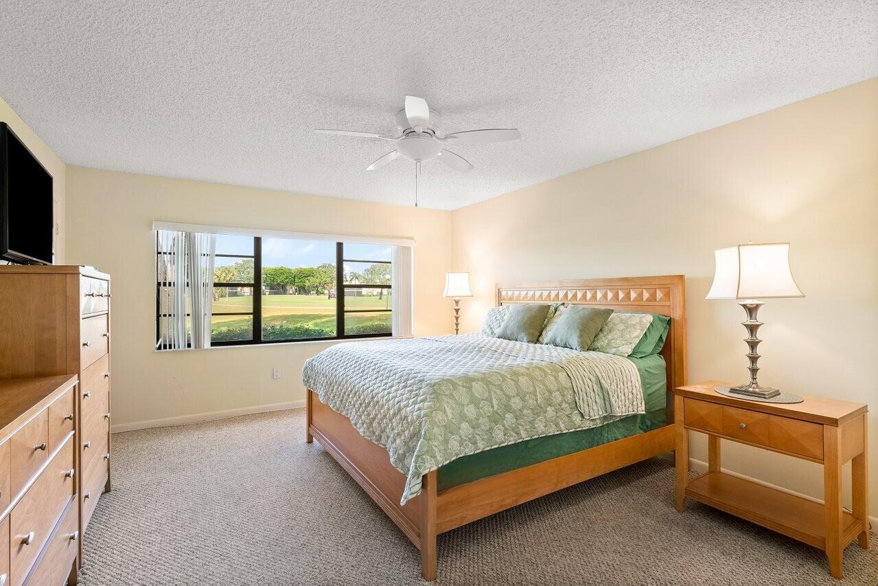 SOUTHPORT AT HUNTERS RUN - Residential