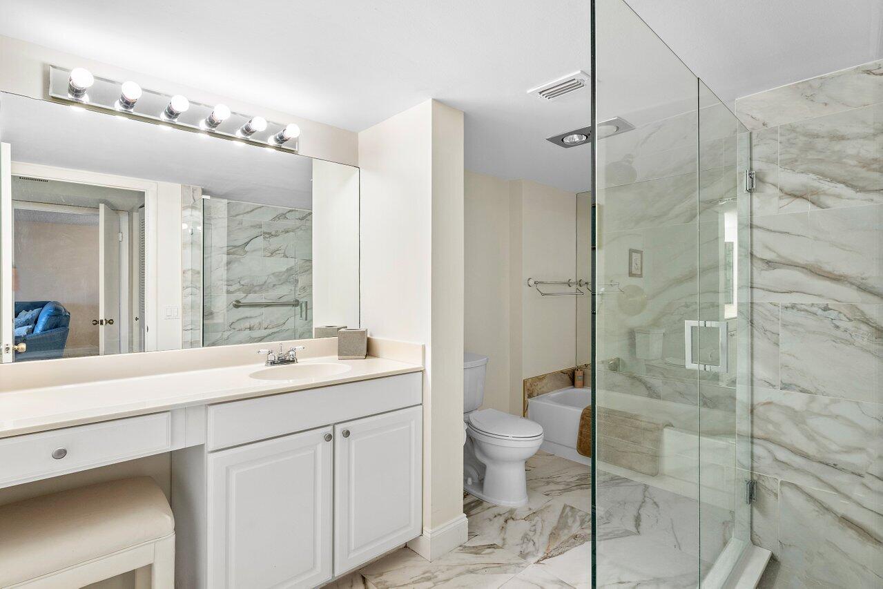 SOUTHPORT AT HUNTERS RUN - Residential