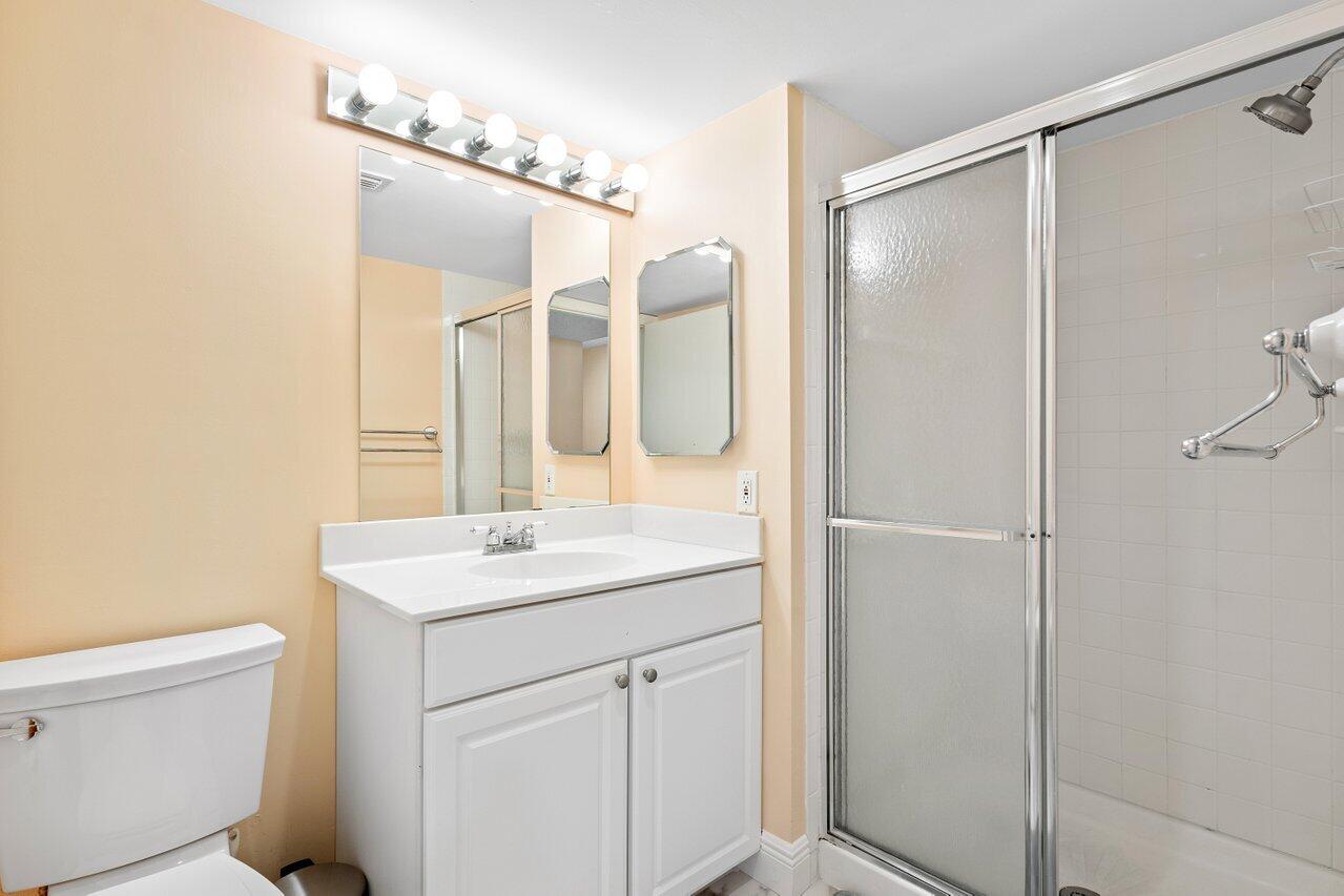 SOUTHPORT AT HUNTERS RUN - Residential