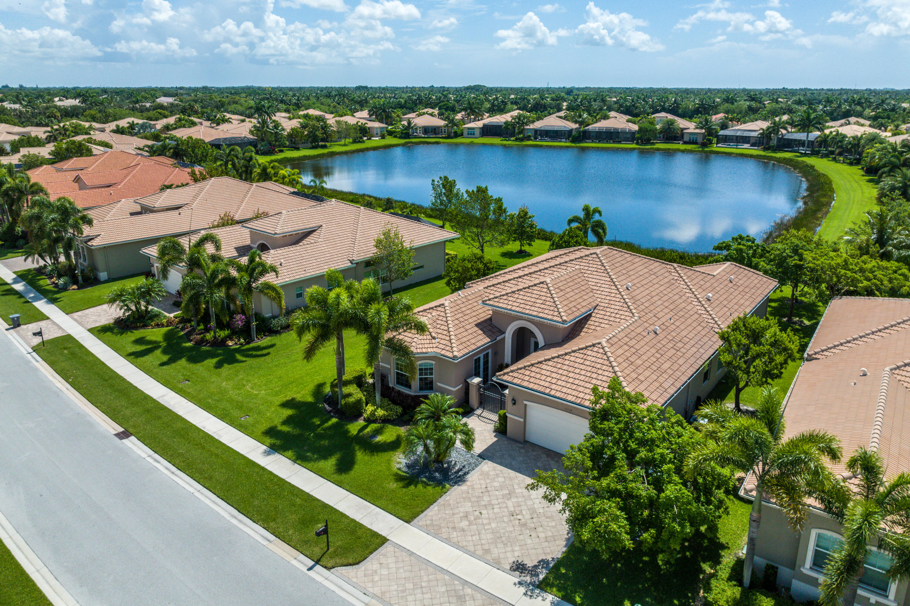 Valencia Cove - Residential