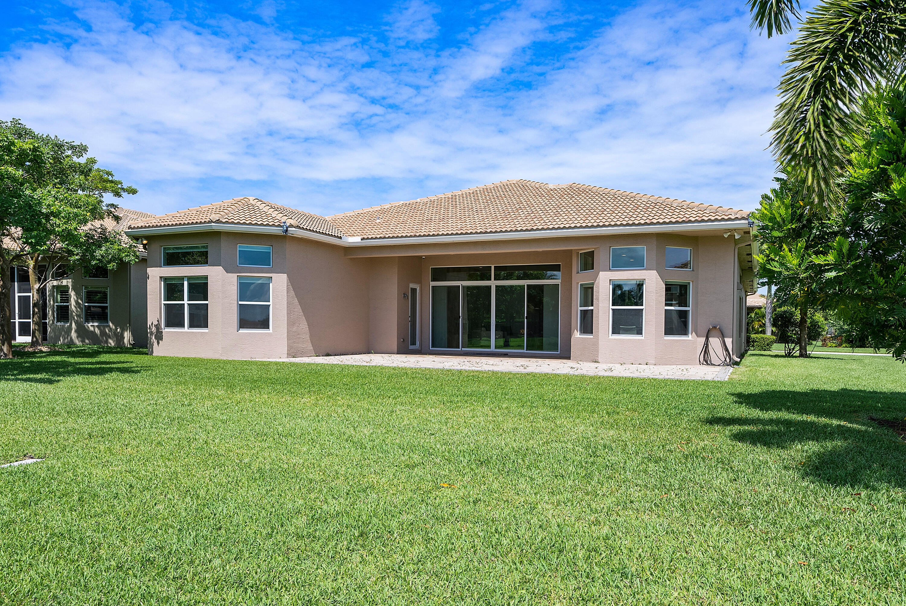 Valencia Cove - Residential