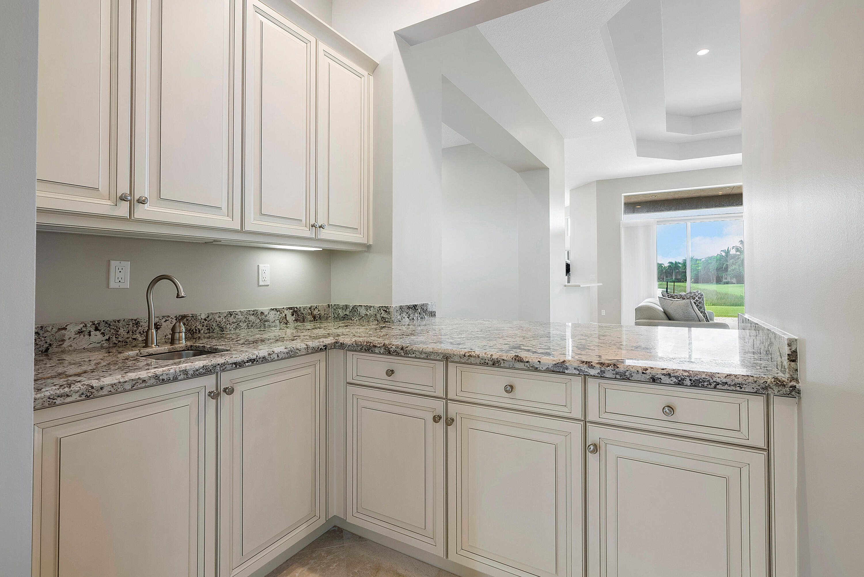 Valencia Cove - Residential