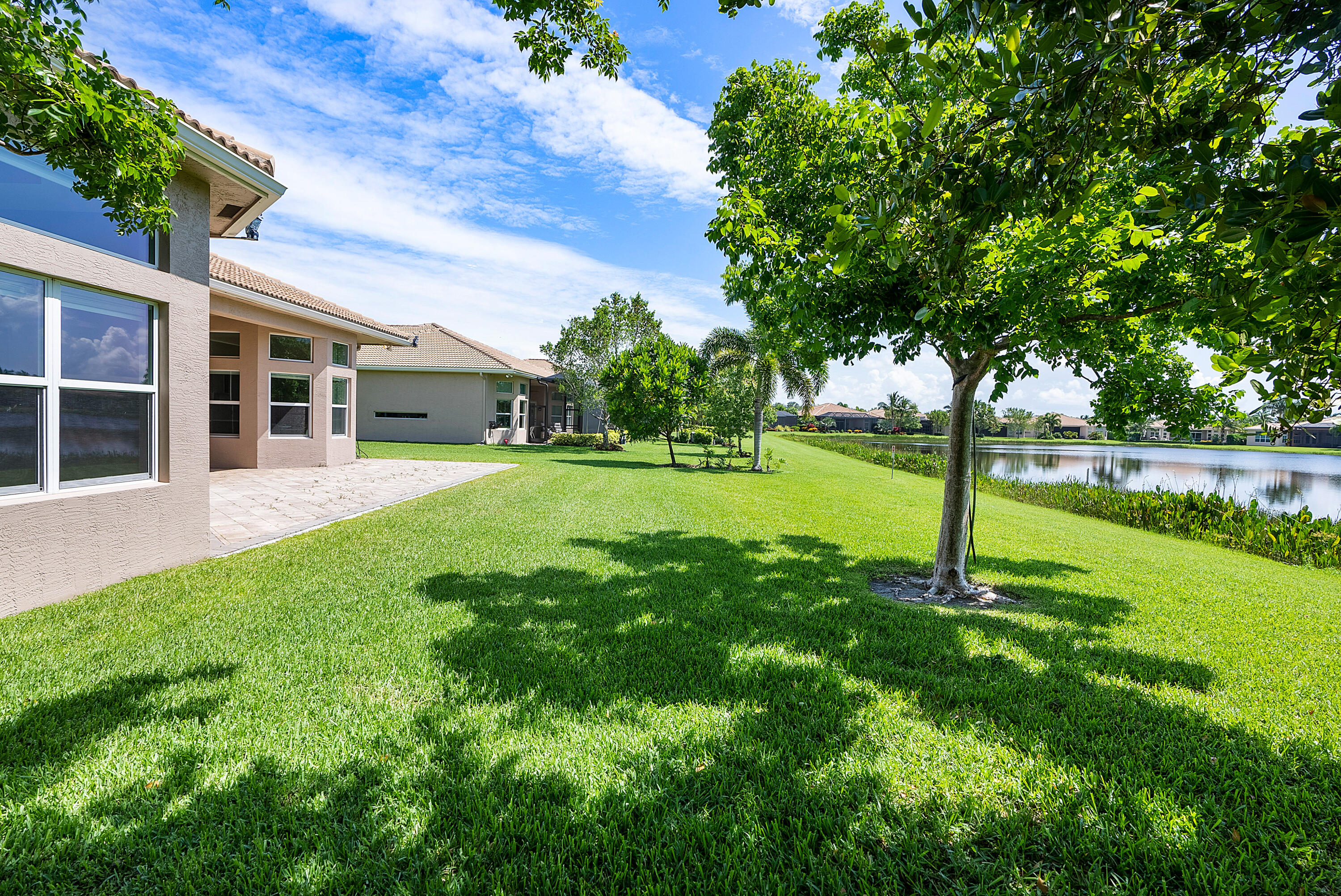 Valencia Cove - Residential