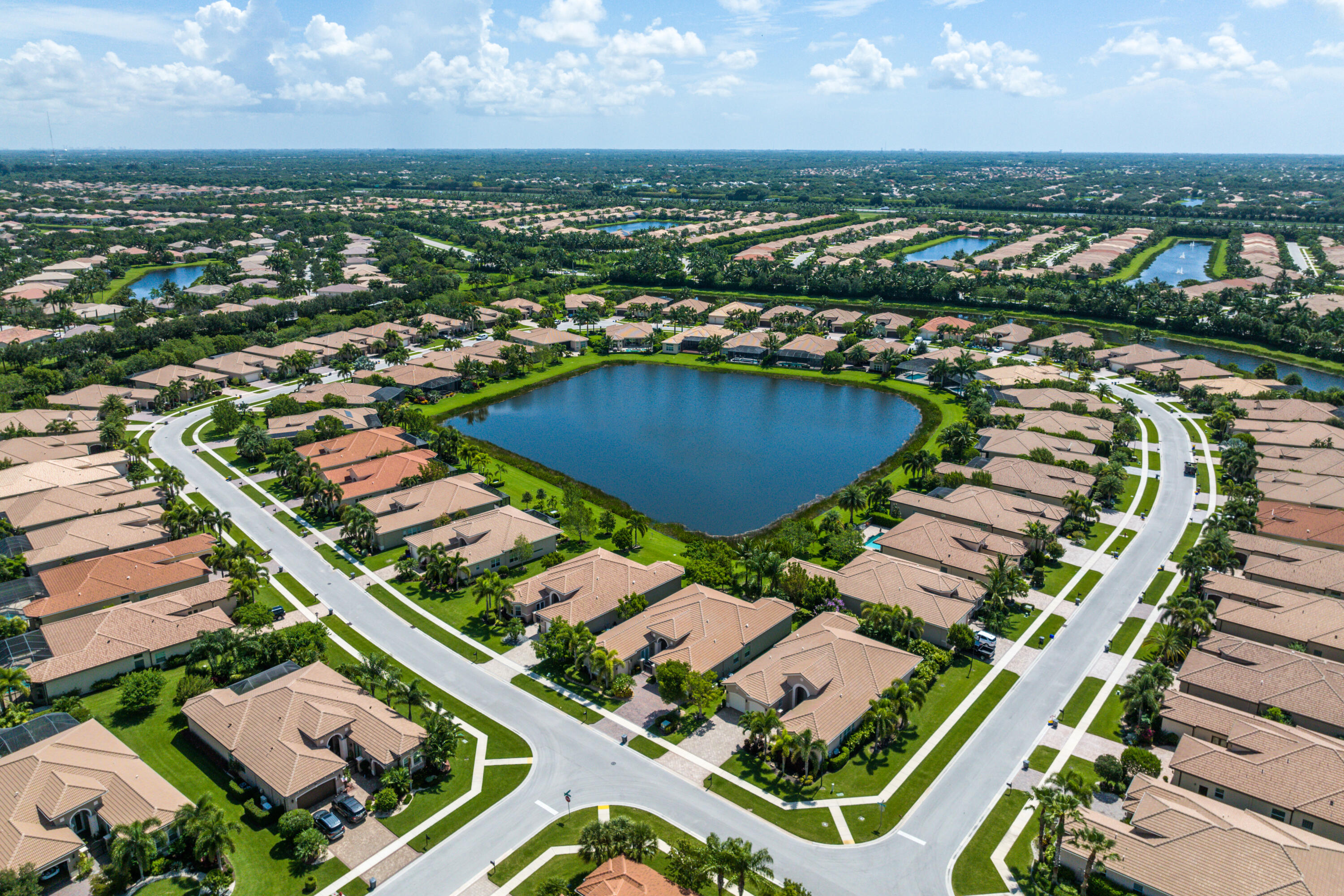 Valencia Cove - Residential