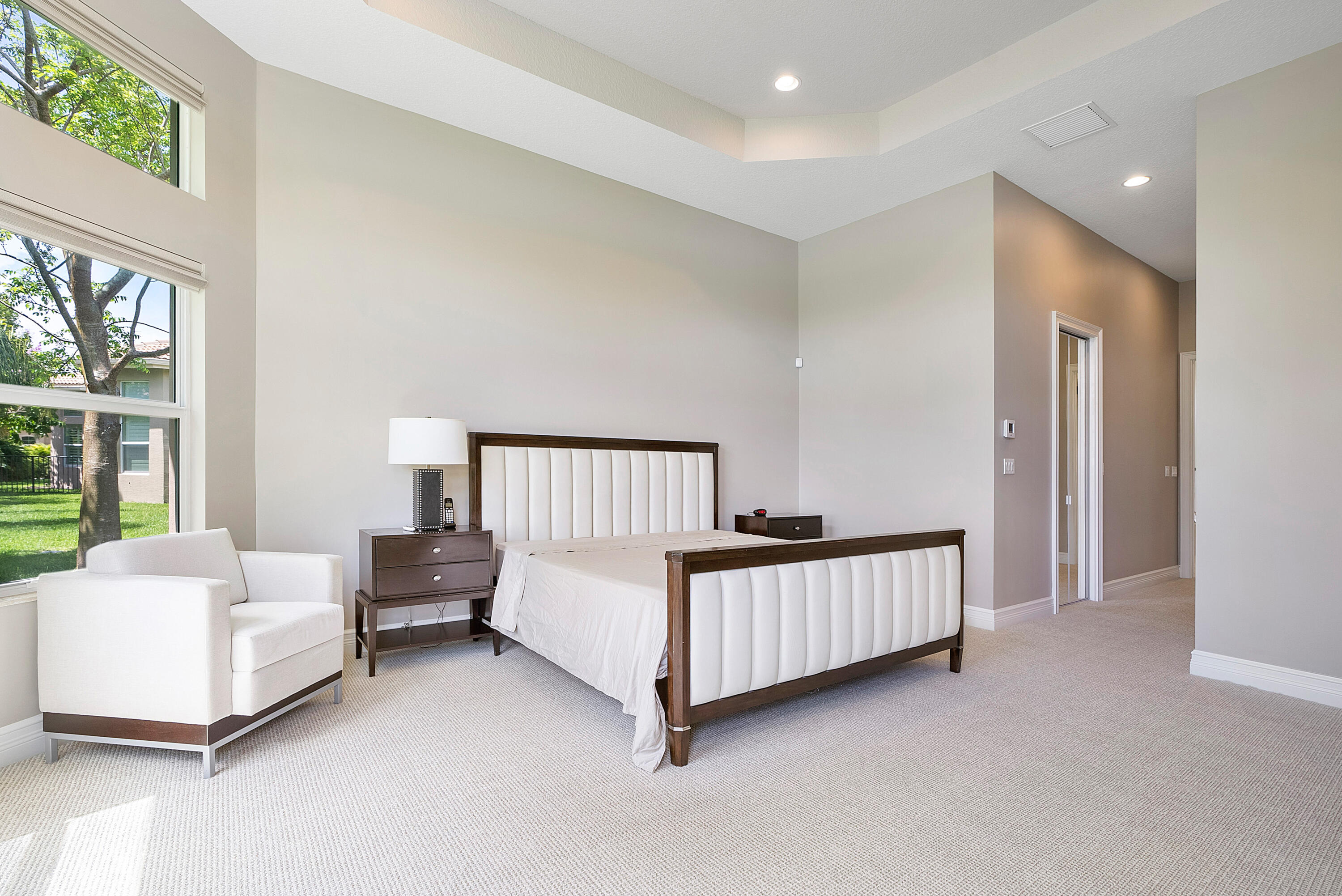 Valencia Cove - Residential