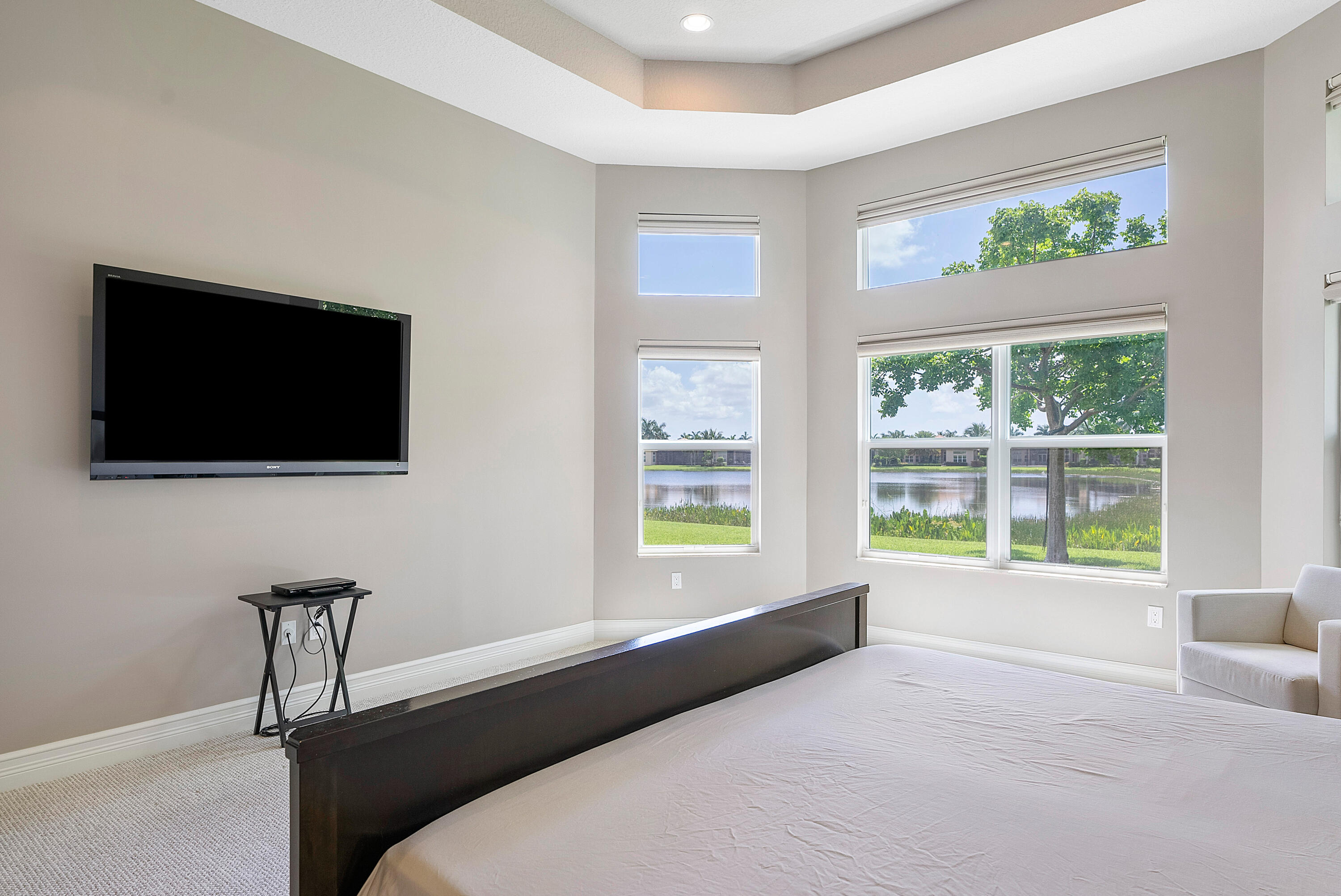 Valencia Cove - Residential