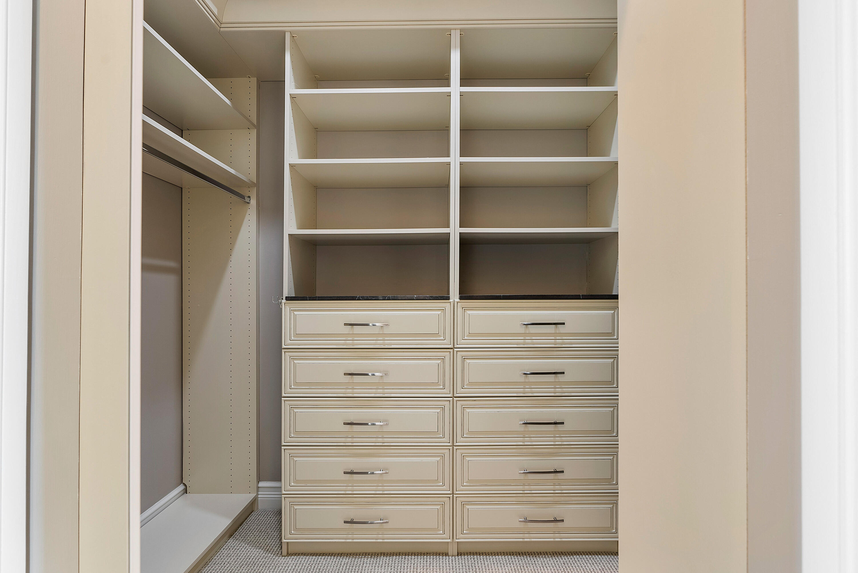 Valencia Cove - Residential