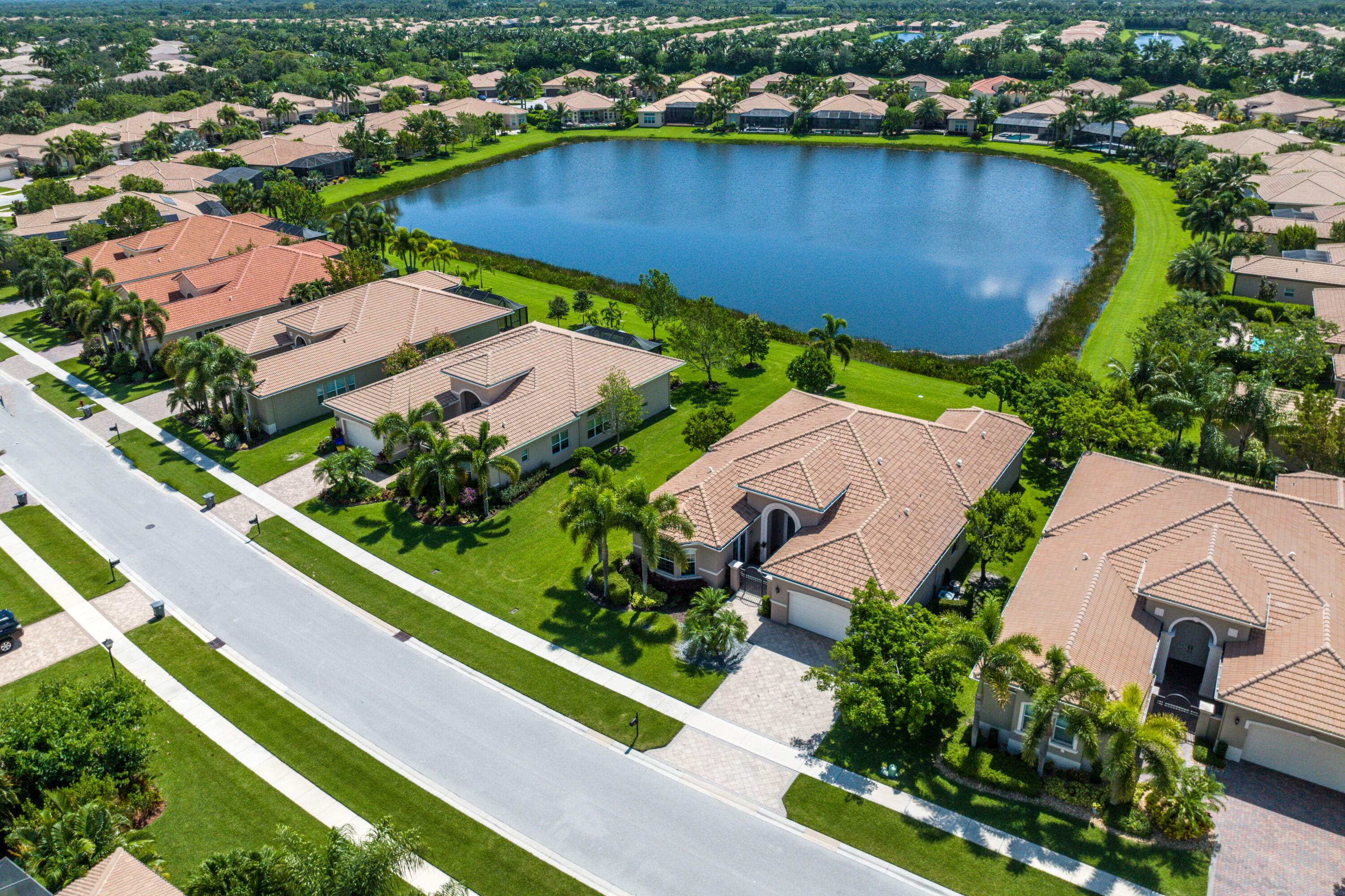 Valencia Cove - Residential