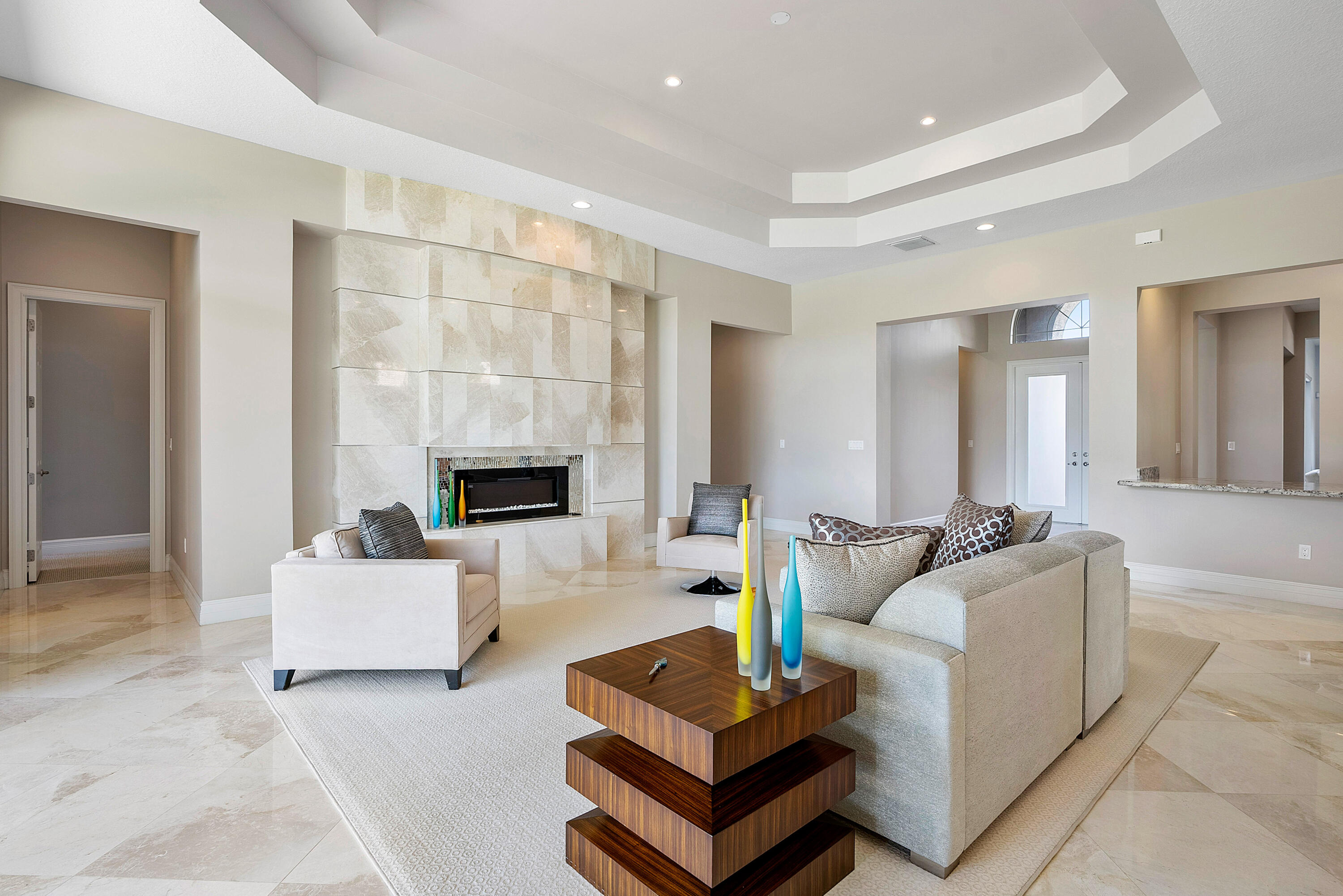 Valencia Cove - Residential