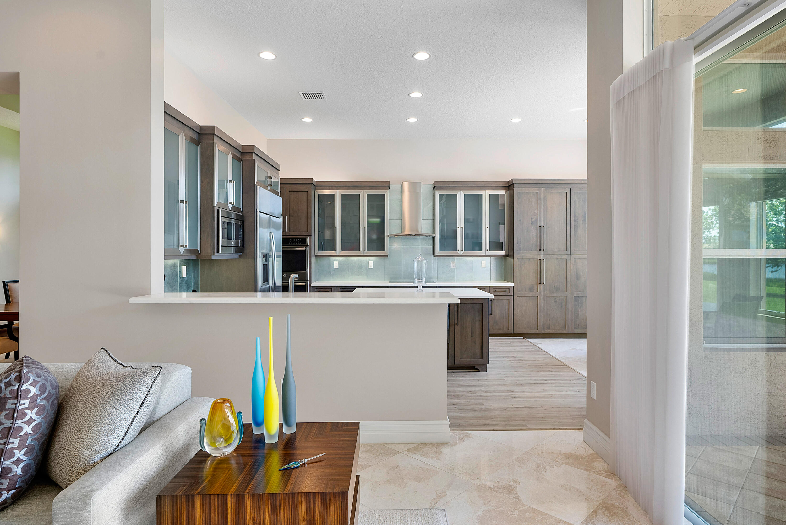 Valencia Cove - Residential