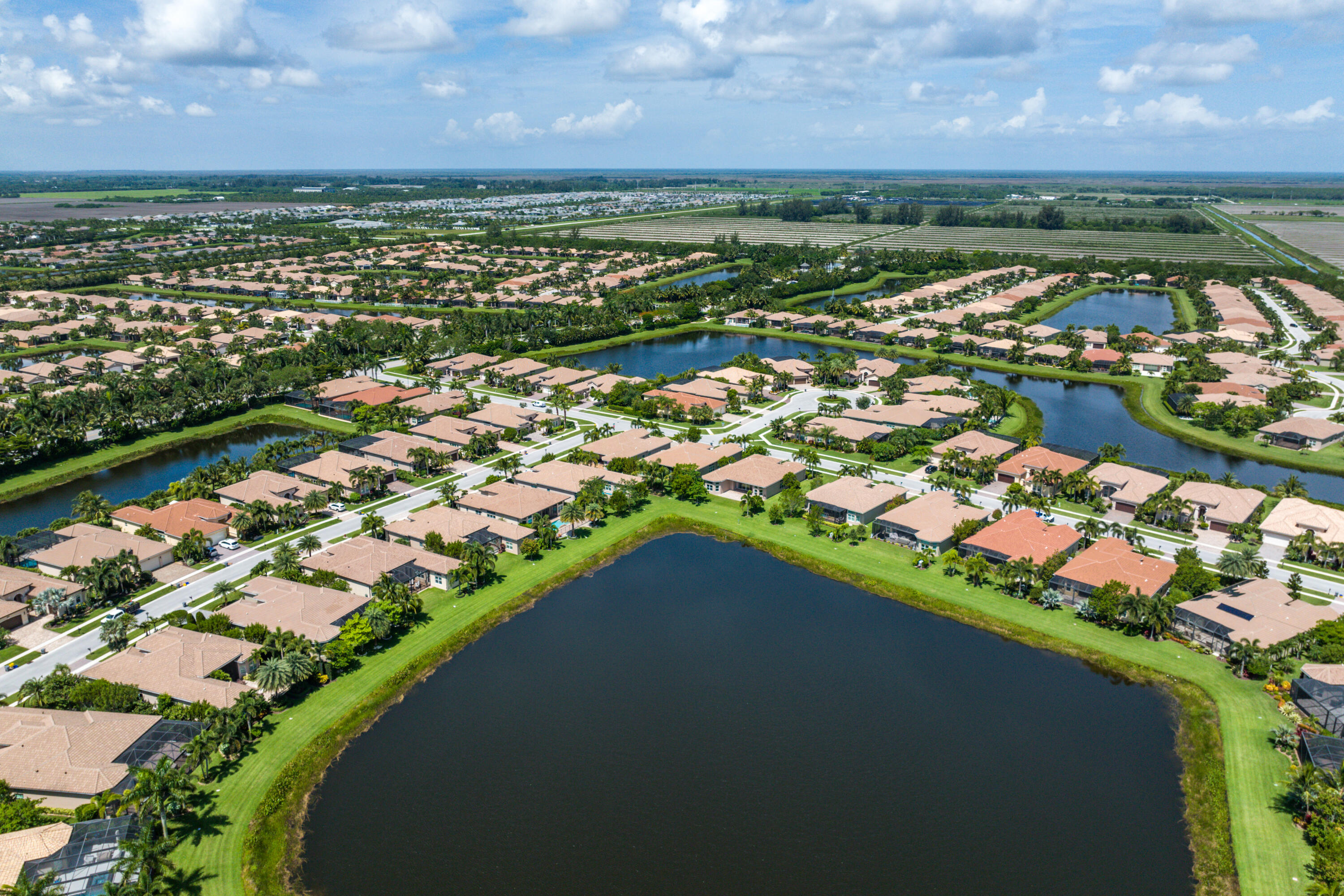 Valencia Cove - Residential