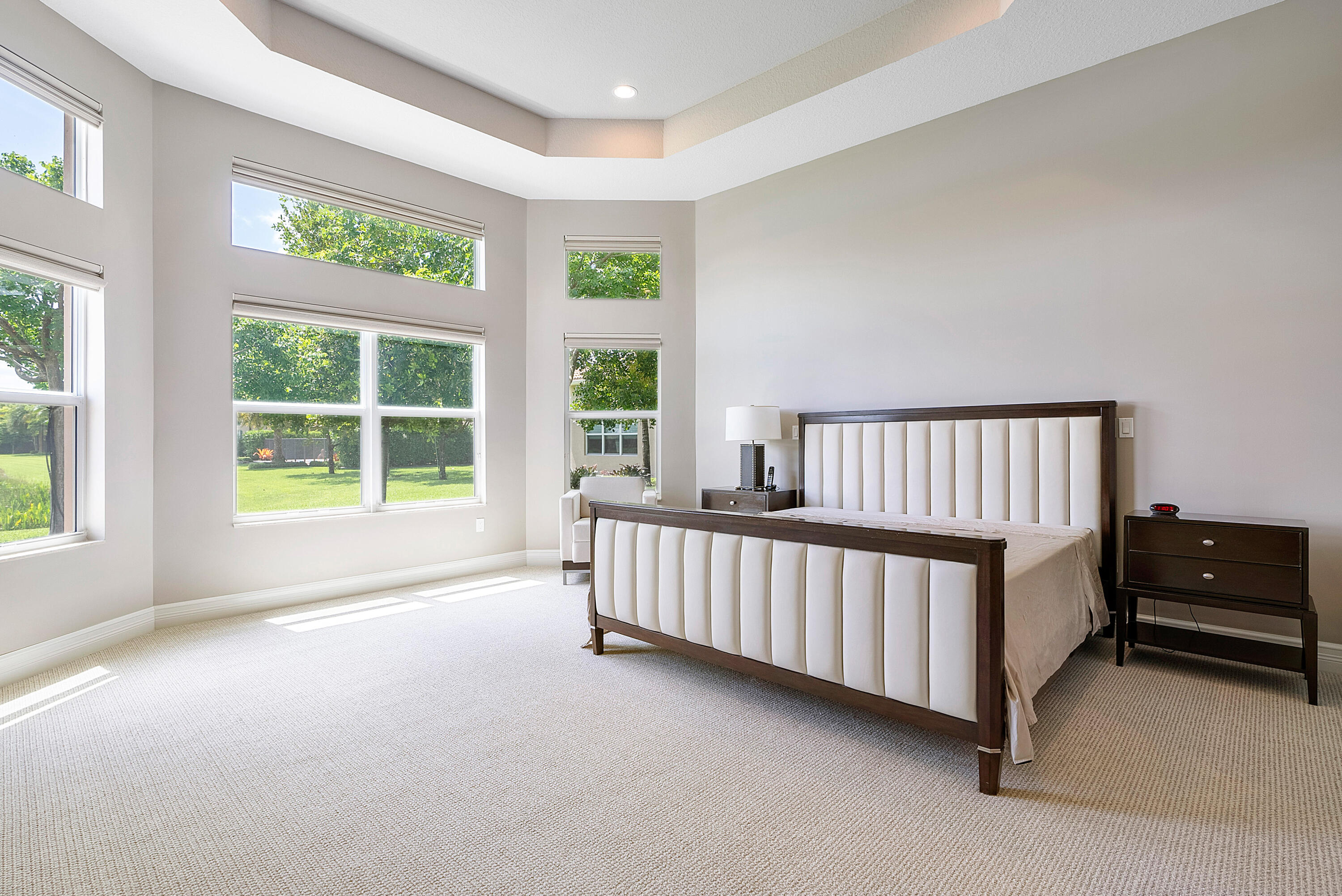 Valencia Cove - Residential