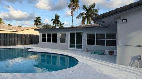 Tiny photo for 2521 NE 45th Street, Lighthouse Point, FL 33064 (MLS # B26037657)