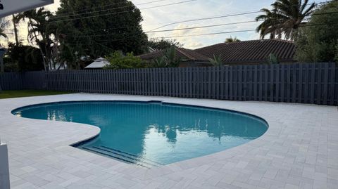 Tiny photo for 2521 NE 45th Street, Lighthouse Point, FL 33064 (MLS # B26037657)