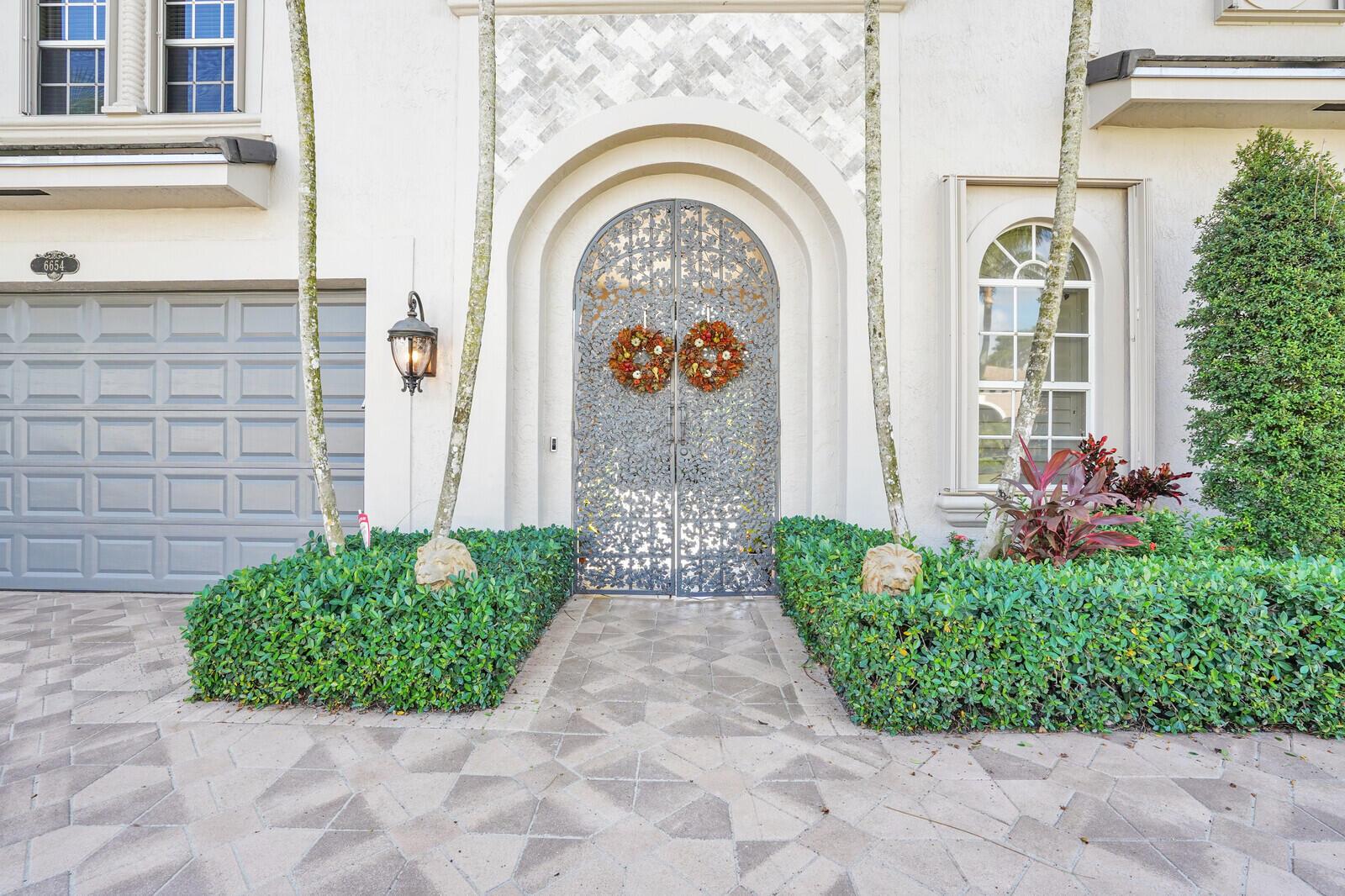 6654 Grande Orchid Way