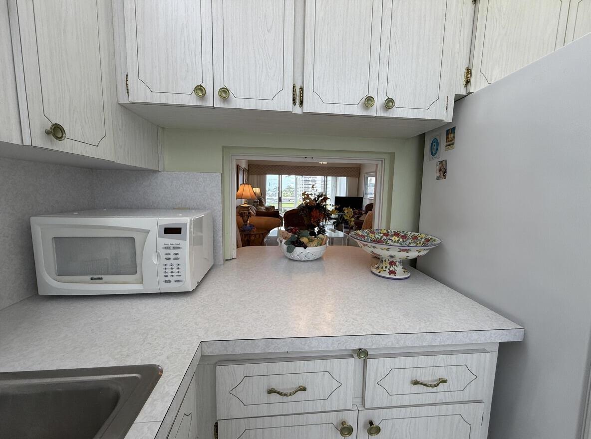 PORTS O CALL CONDO S A, B - Residential Lease