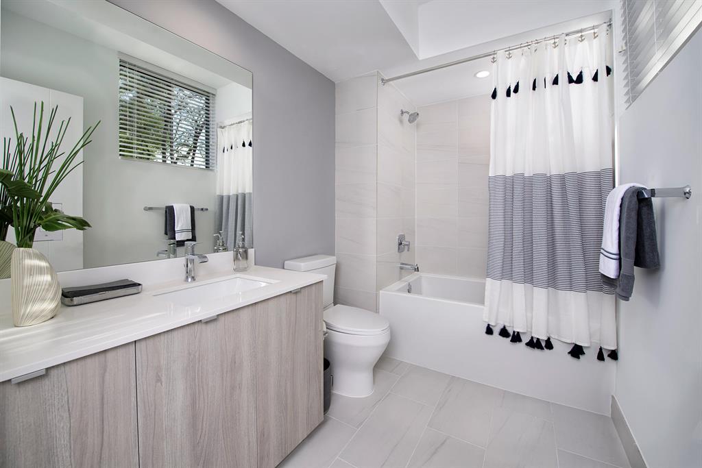 Regatta at New River - Residential Lease