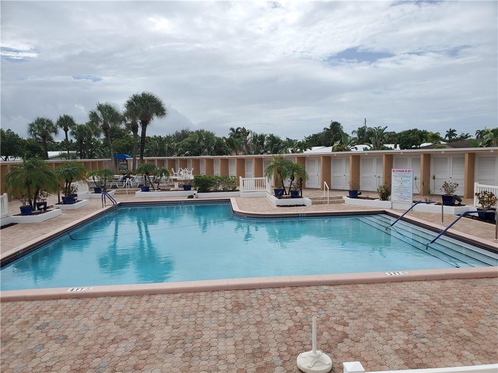 Imperial Point Colonnades - Residential Lease