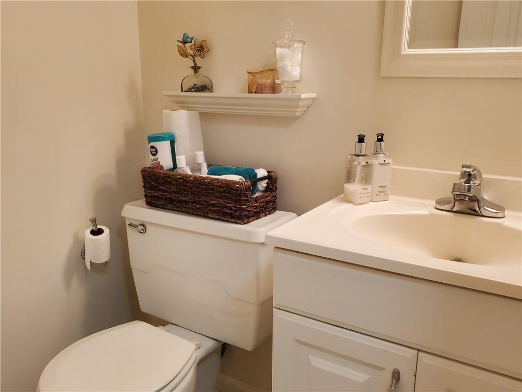 Imperial Point Colonnades - Residential Lease