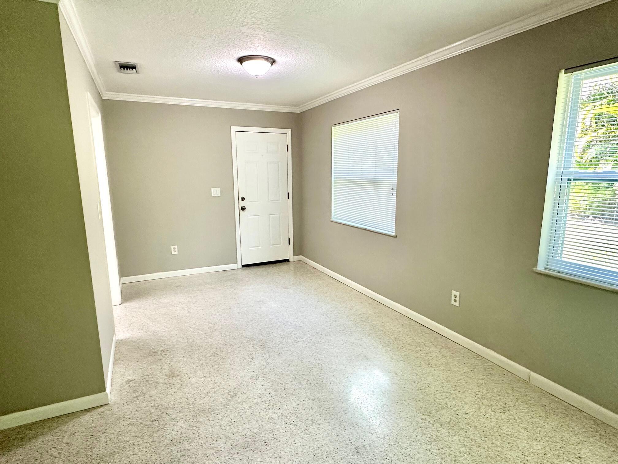 NORTH RIVER SHORES - Residential Lease
