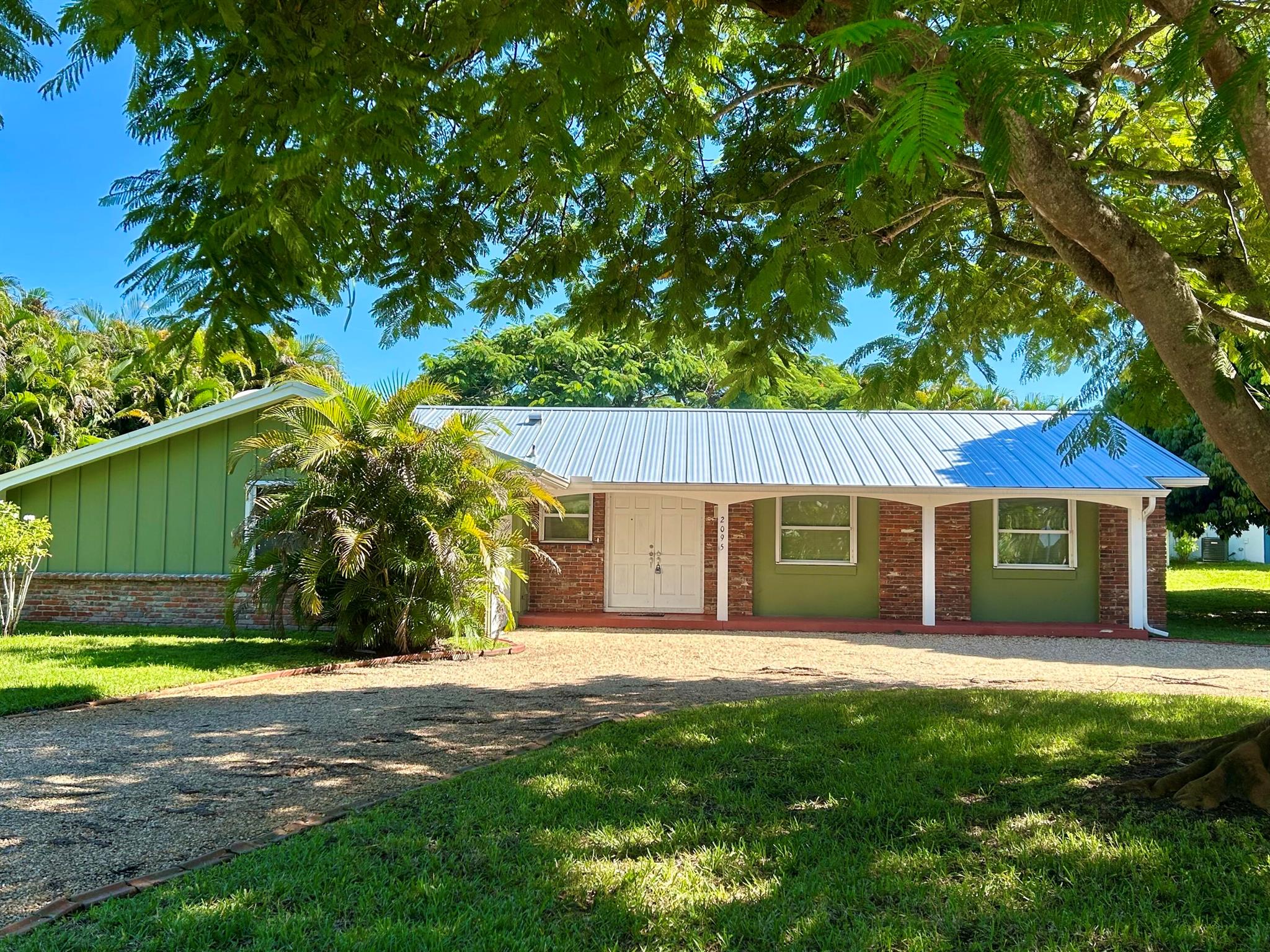 Available immediately . Well maintained 3 bed , 2 bath home in one of Stuart's best neighborhoods. Close to all the areas amenities.  Terrazzo floors, impact windows , recent interior paint and almost new metal roof and garage door. Owner maintains lawn. All room measurements approximate. By appointment only. Vacant