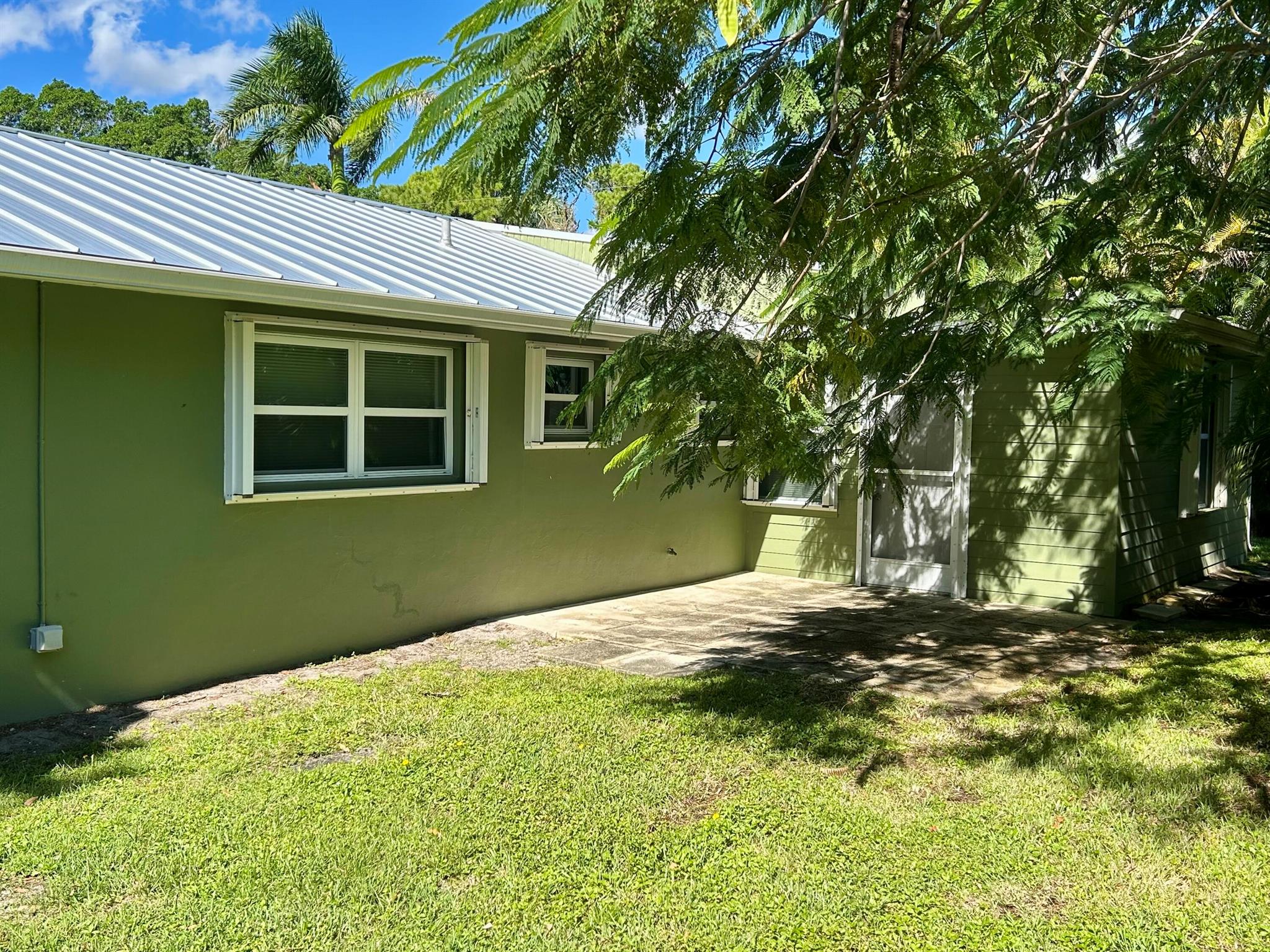 NORTH RIVER SHORES - Residential Lease