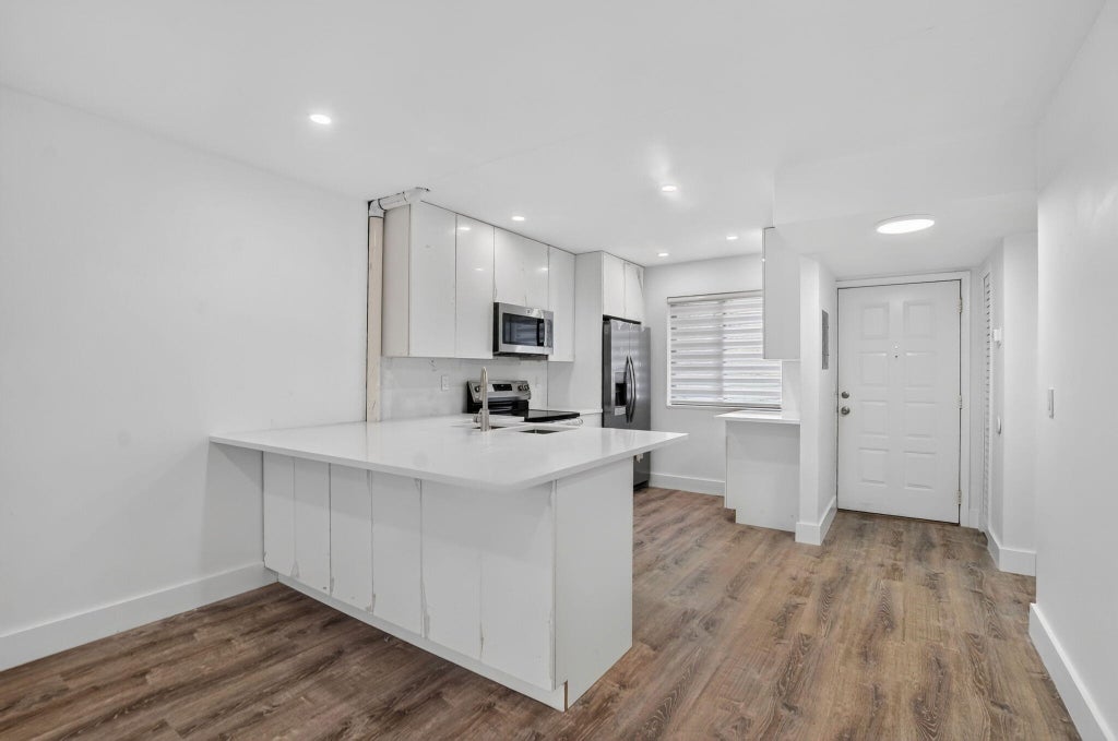 Photo of 21950 SOUNDVIEW Terrace #107, Boca Raton, FL 33433 (MLS # B26072661)