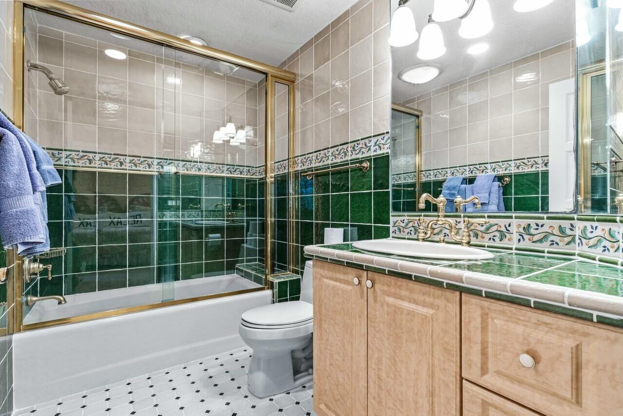 FRENCHMANS CREEK PAR E-3 - Residential