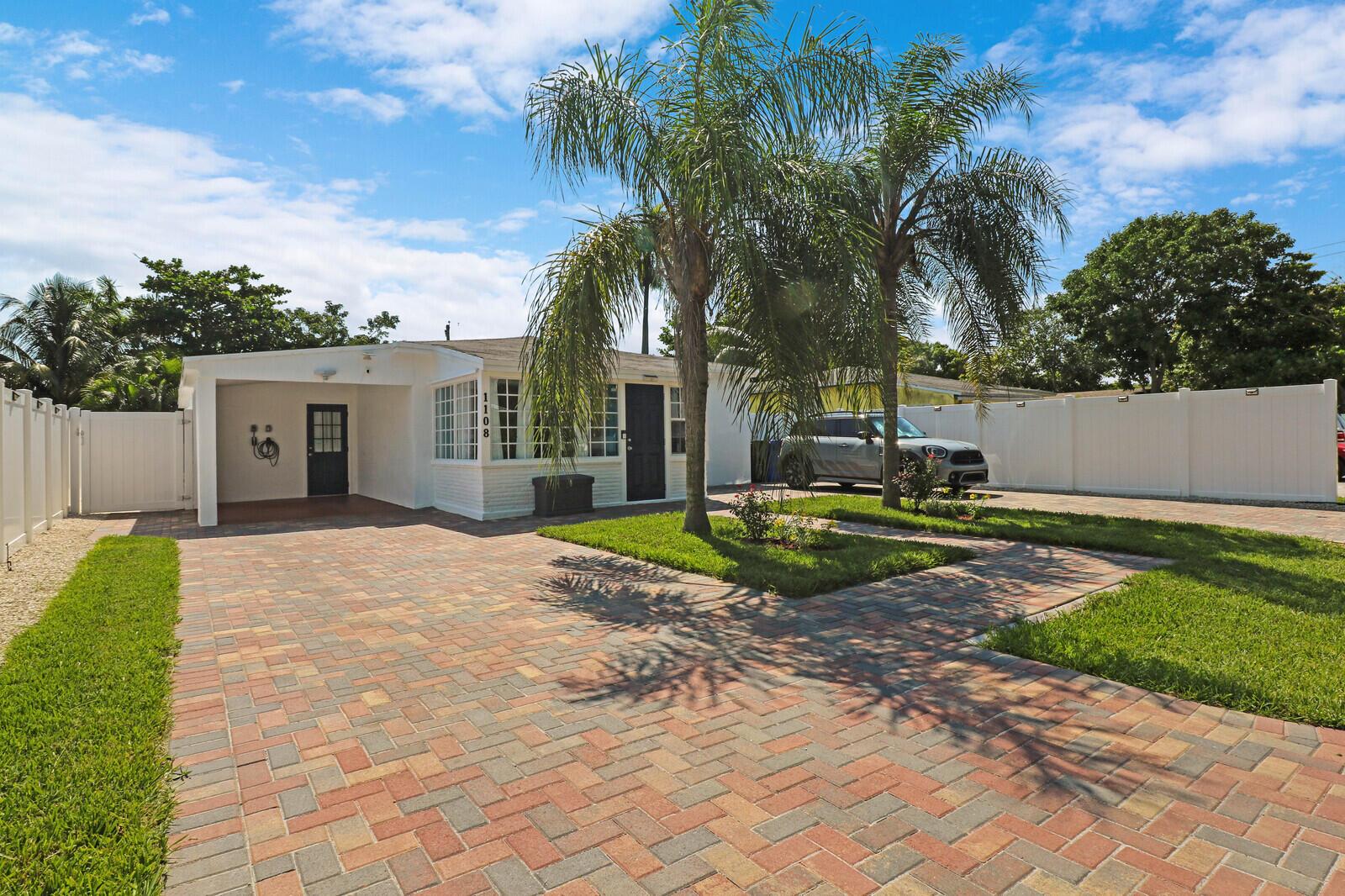 View photos, virtual tours, details... 1108 NW 3rd Avenue
