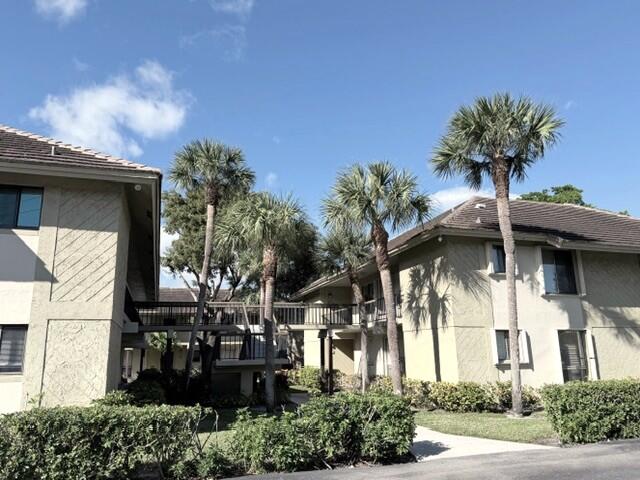 BANYAN COURTS CONDO - Residential