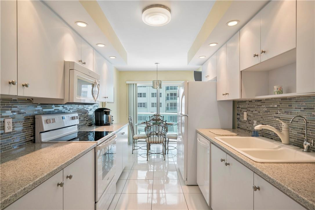 SOUTHPOINT - Residential