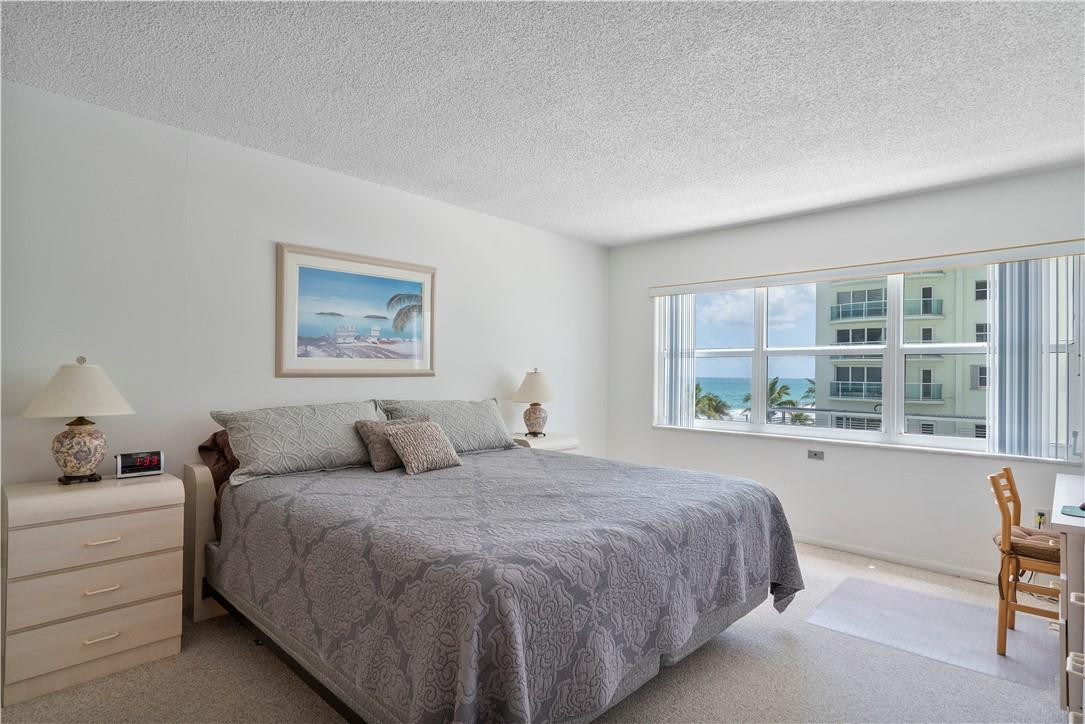 SOUTHPOINT - Residential