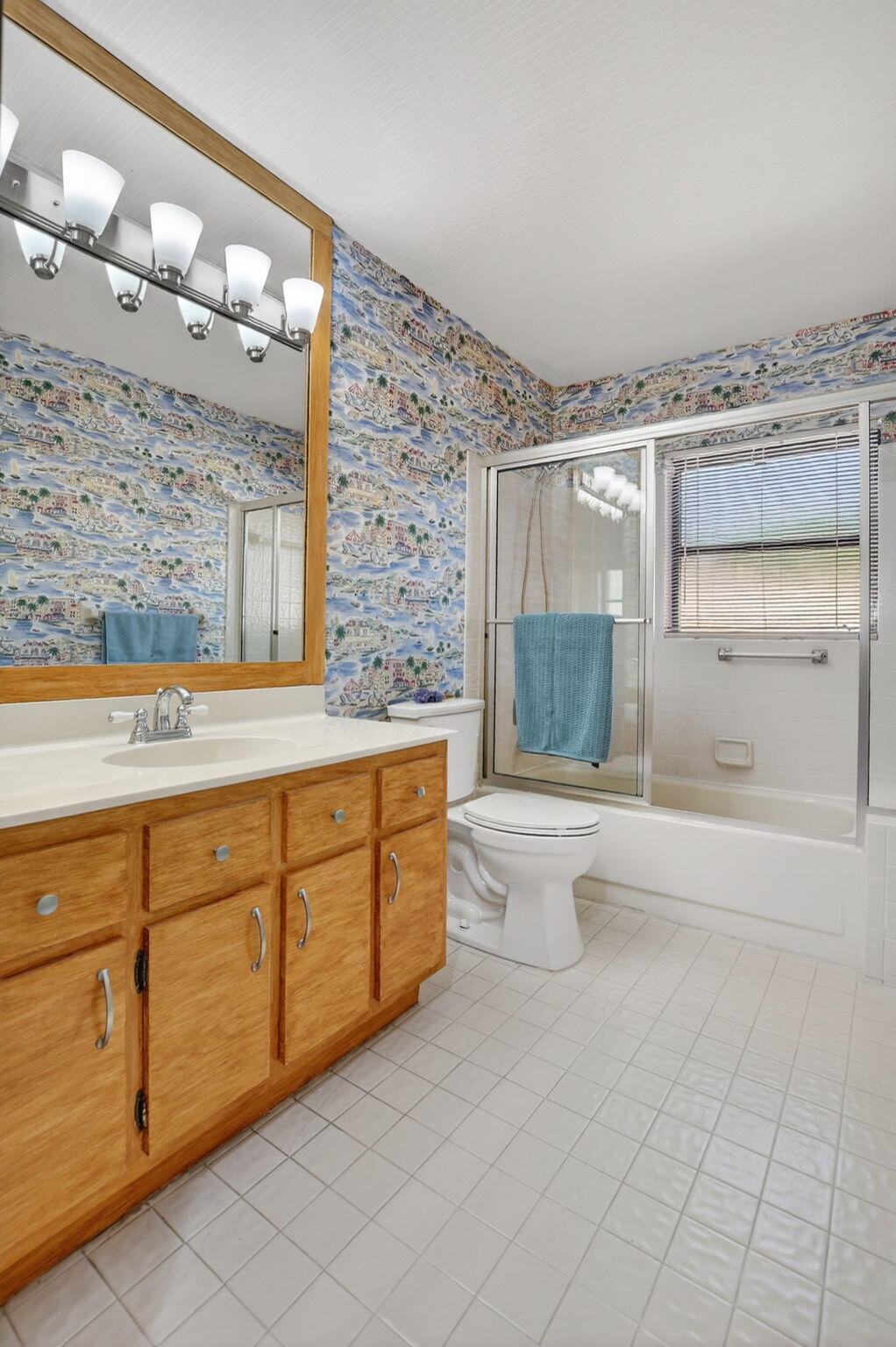 BOCA GREENS 2 - Residential