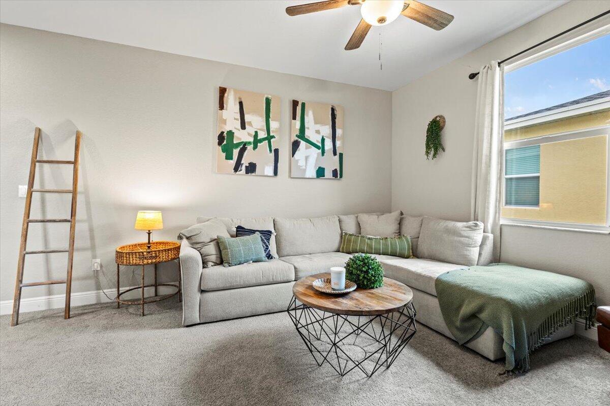 VIZCAYA FALLS PLAT 2 - Residential Lease
