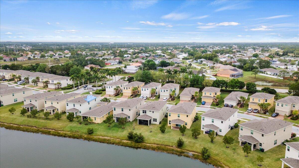 VIZCAYA FALLS PLAT 2 - Residential Lease