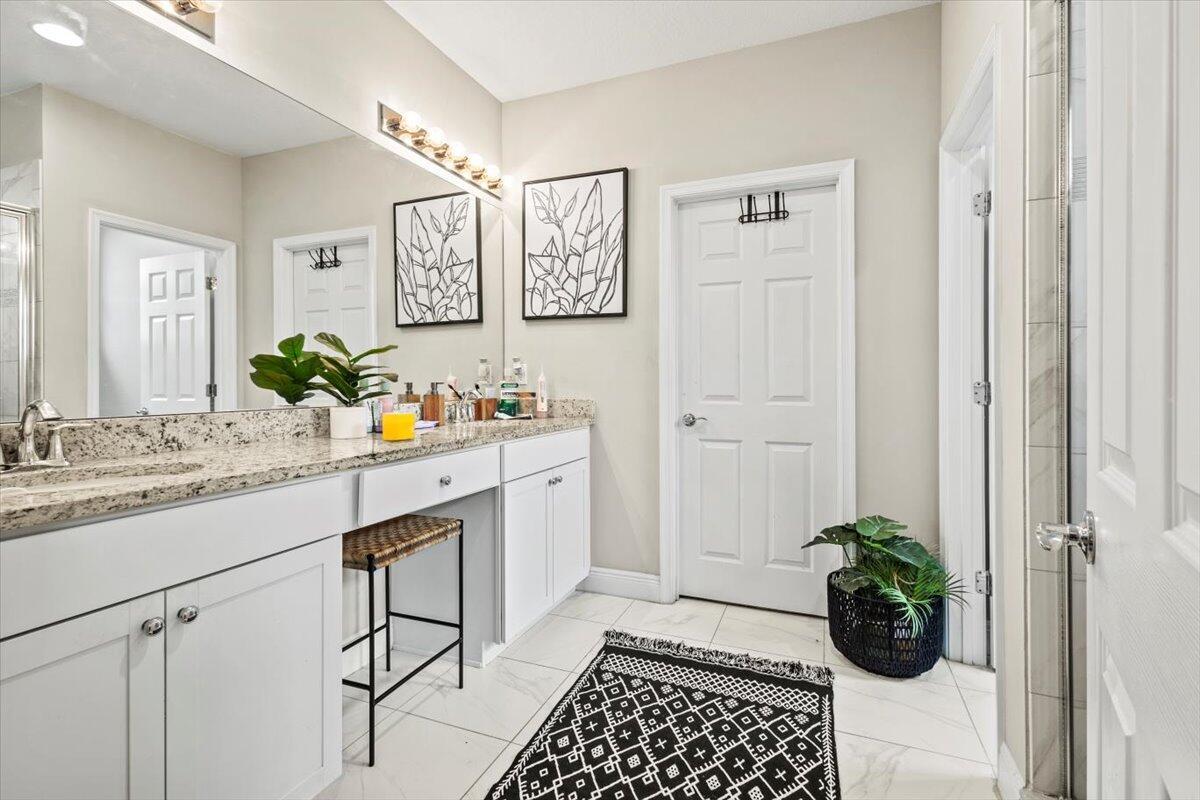 VIZCAYA FALLS PLAT 2 - Residential Lease