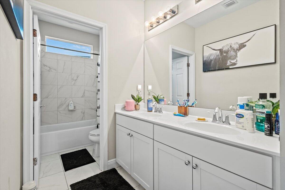 VIZCAYA FALLS PLAT 2 - Residential Lease