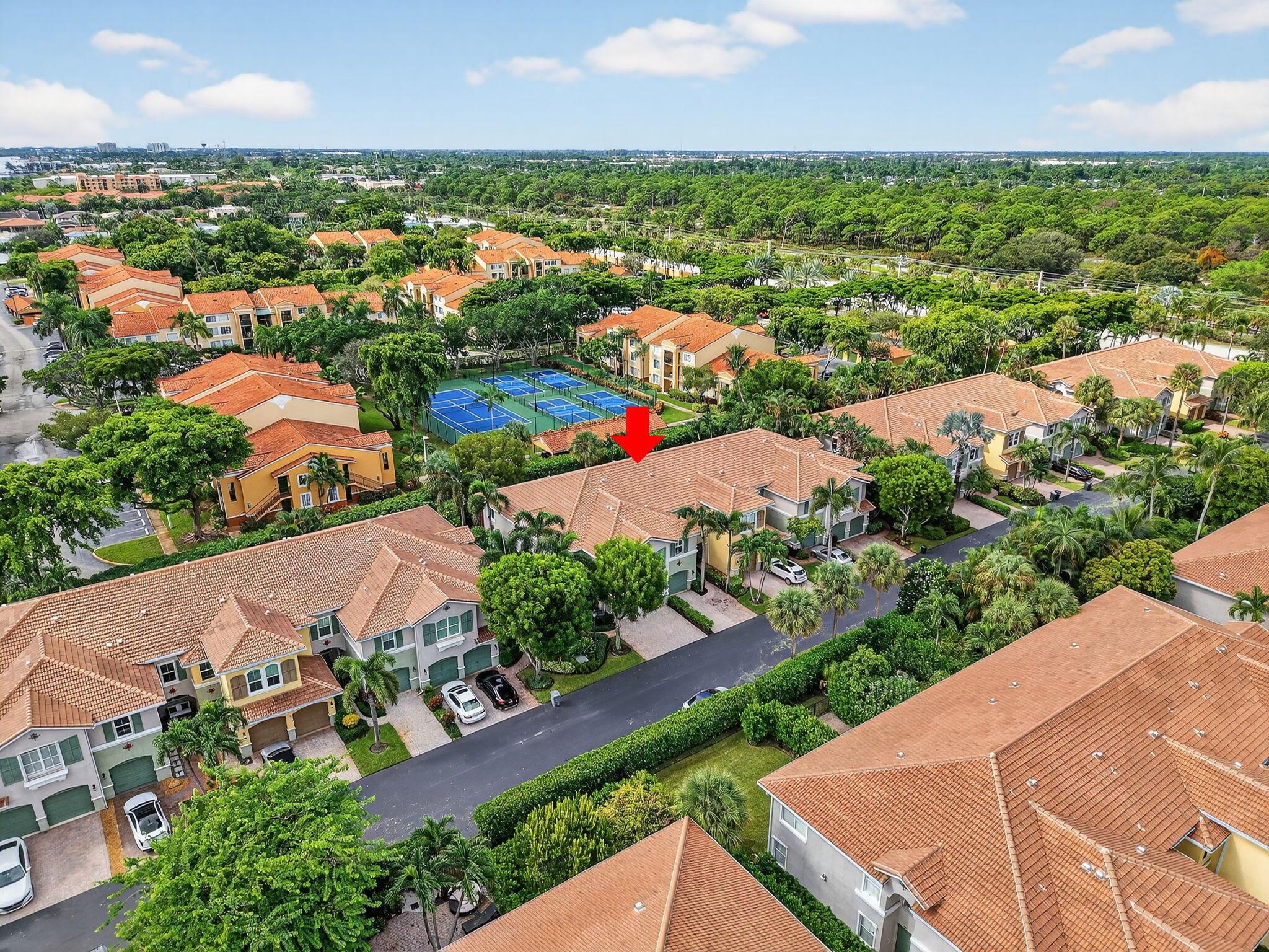 Las Brisas - Residential