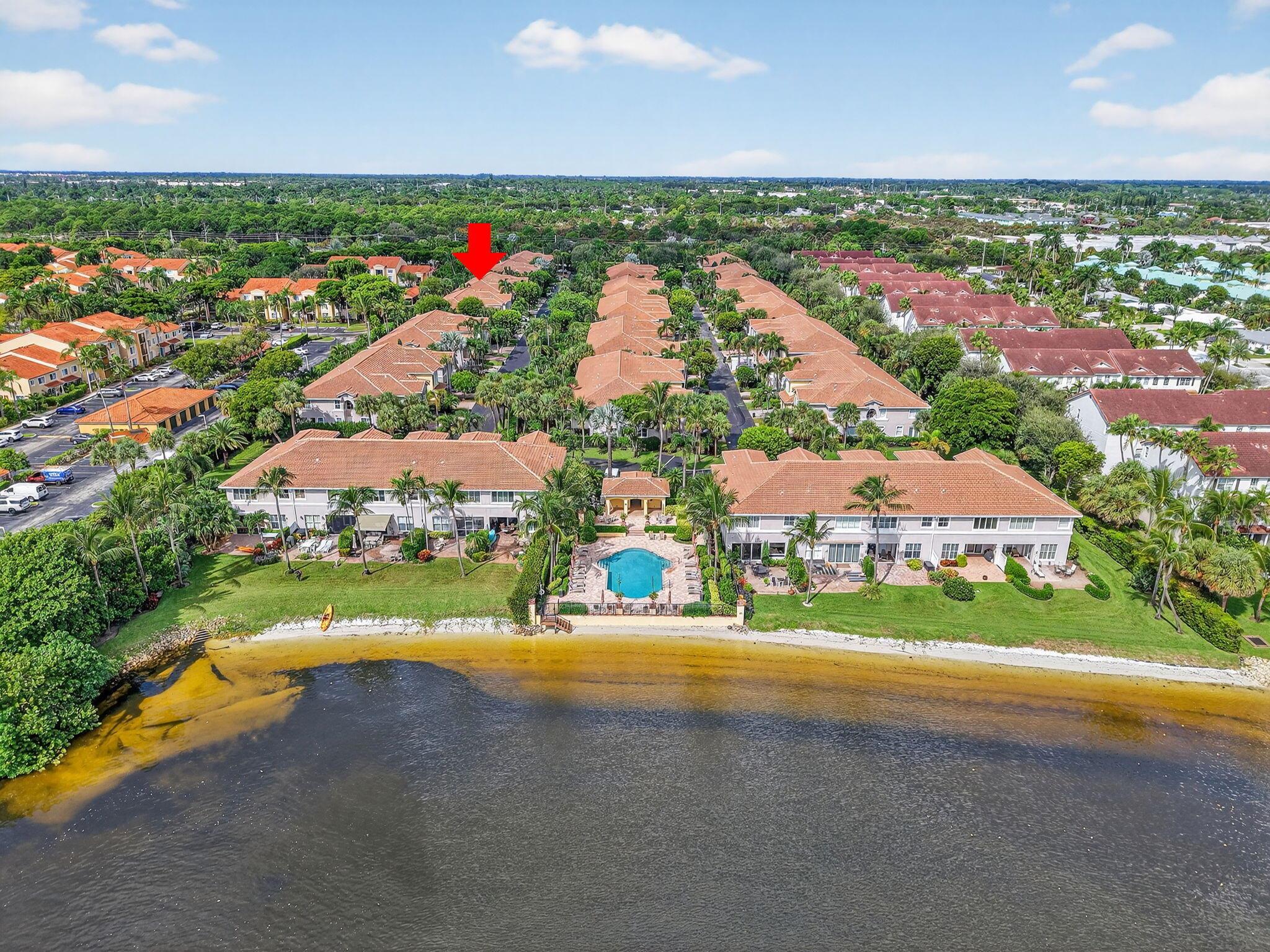 Las Brisas - Residential