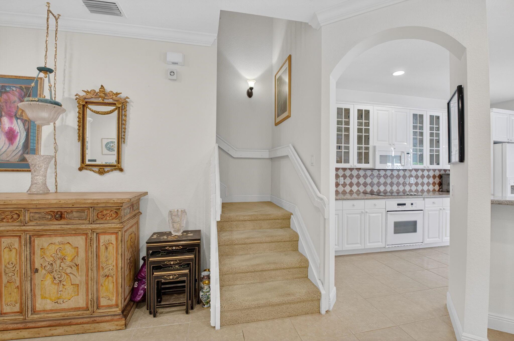 Las Brisas - Residential