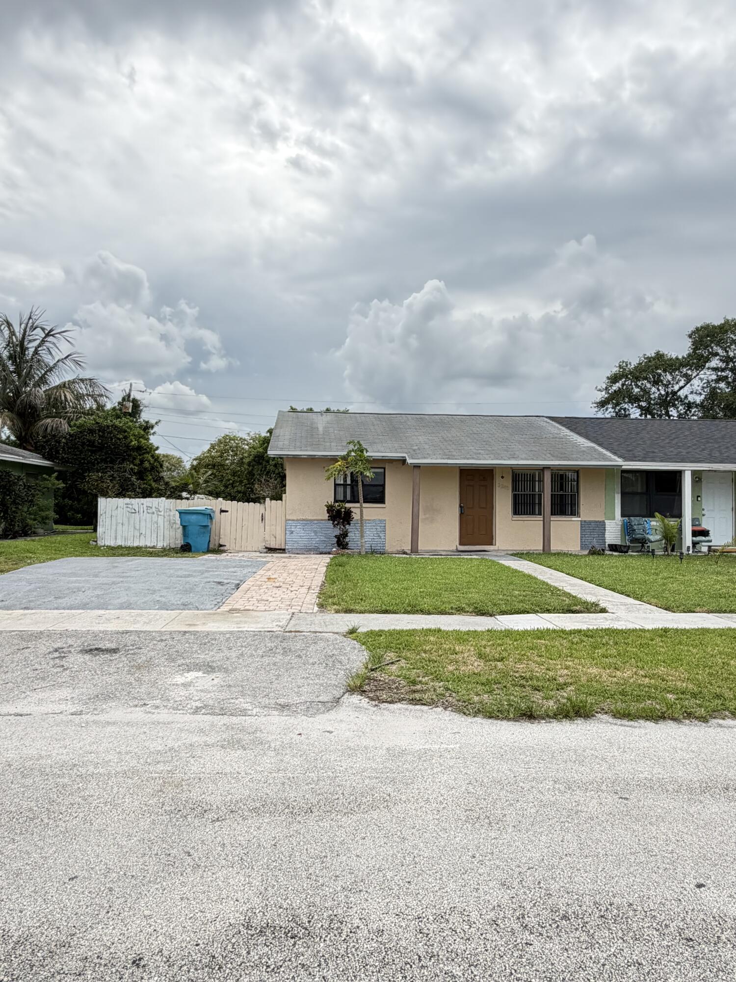 3243 Grove Road