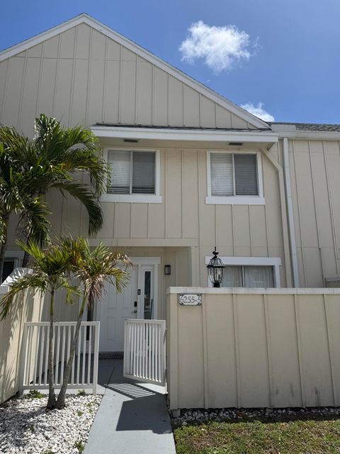 6255 Riverwalk Lane 5 Jupiter FL 33458