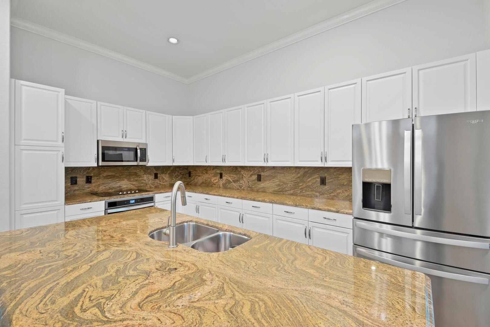 12520 NW 79th Manor