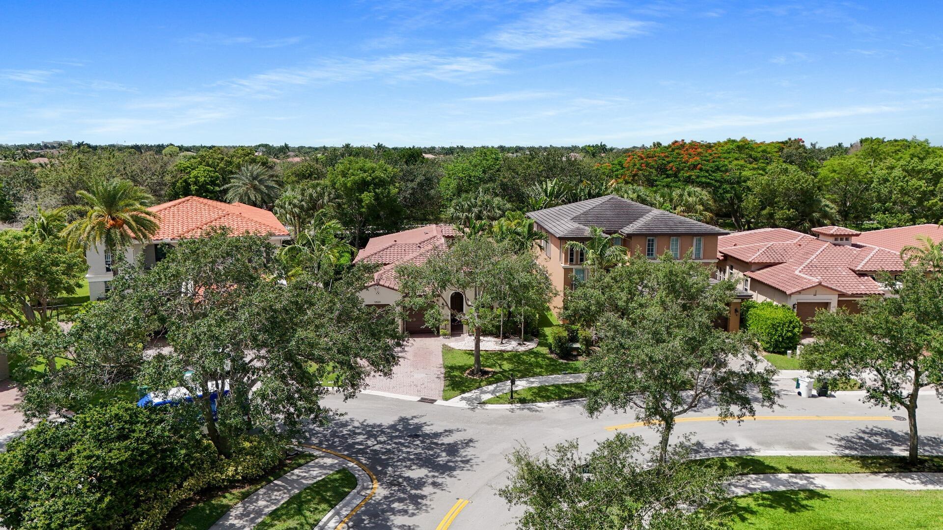HERON BAY - Residential