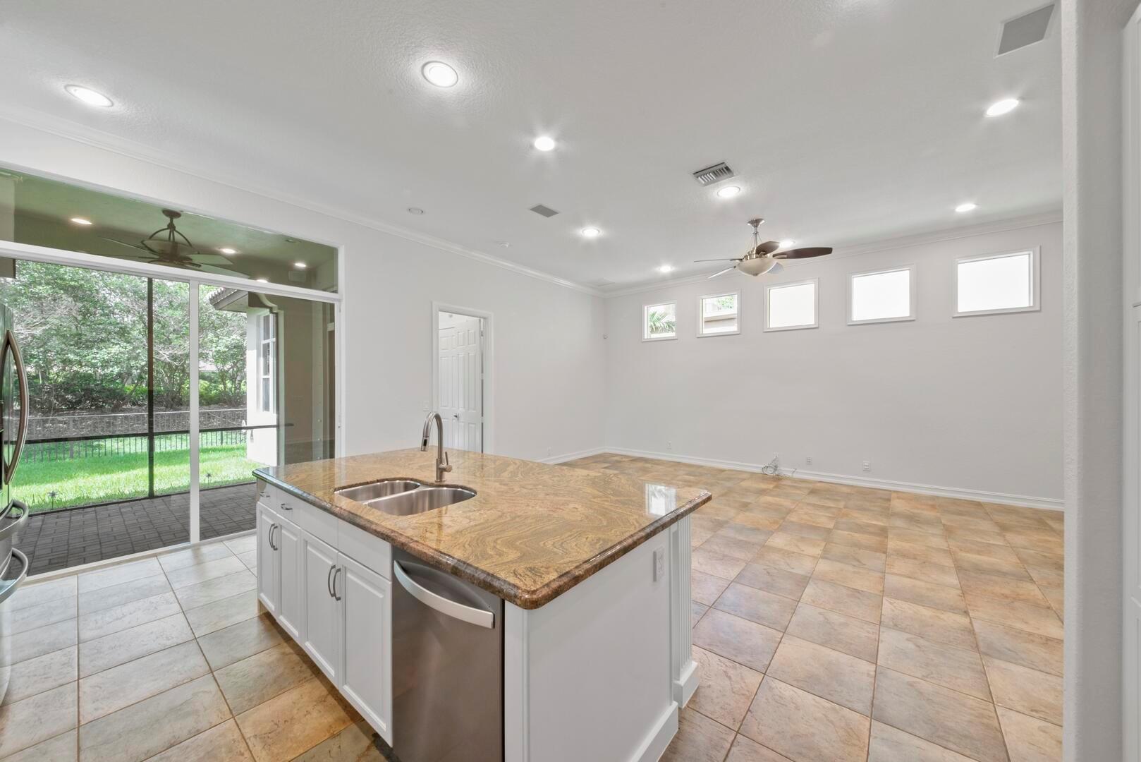 HERON BAY - Residential