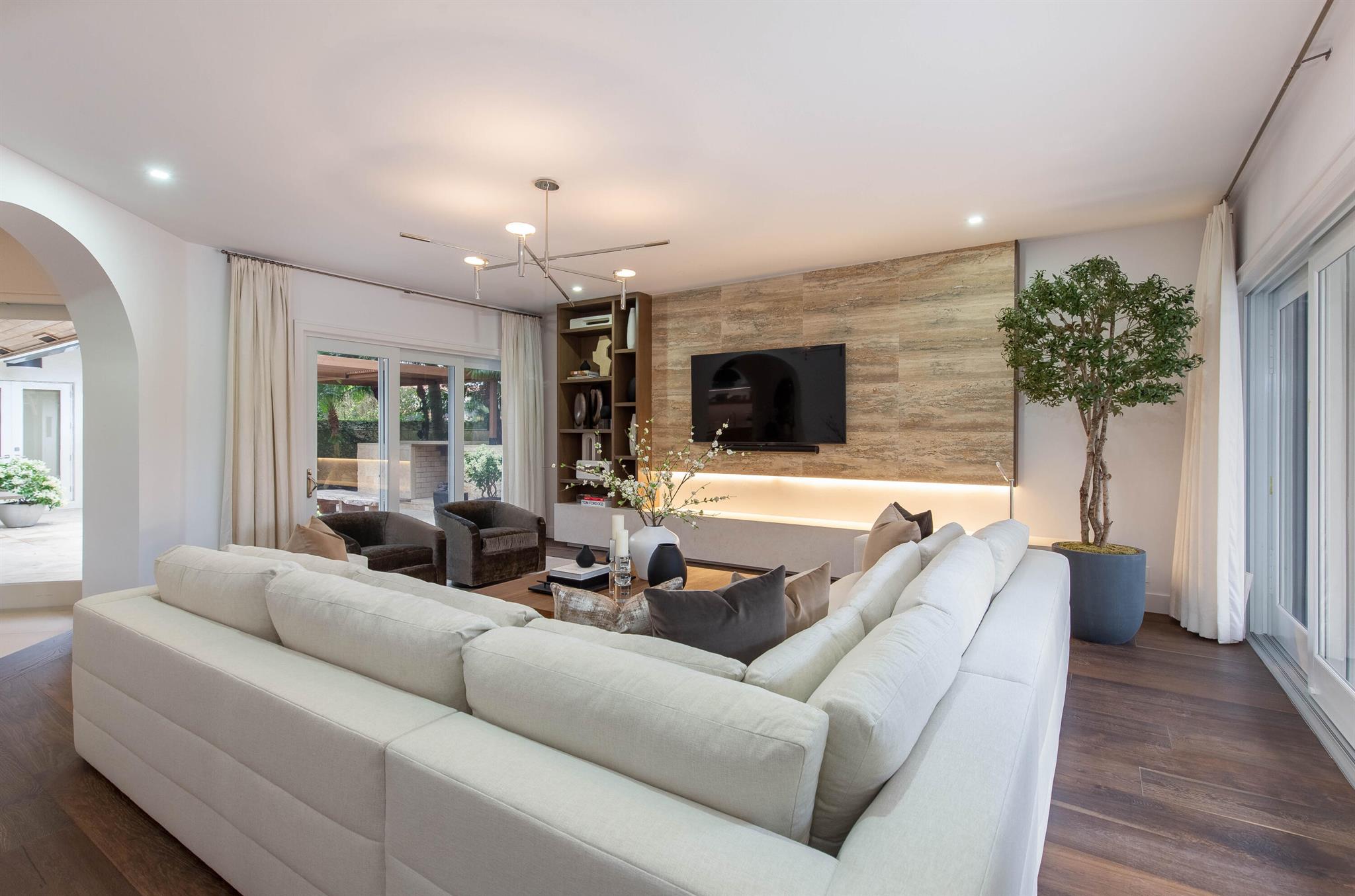 EQUESTRIAN CLUB ESTATES 3 - Residential