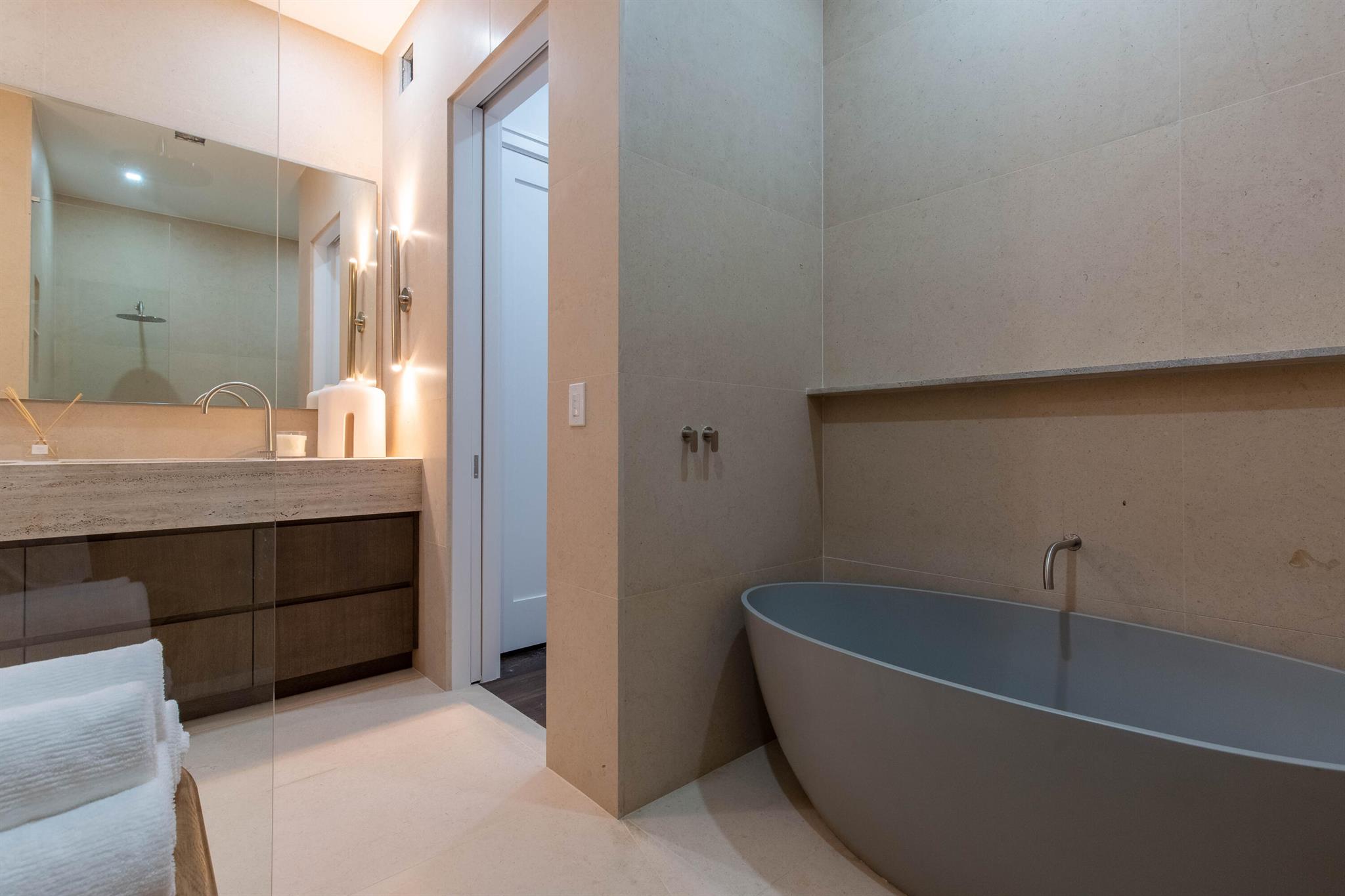 EQUESTRIAN CLUB ESTATES 3 - Residential