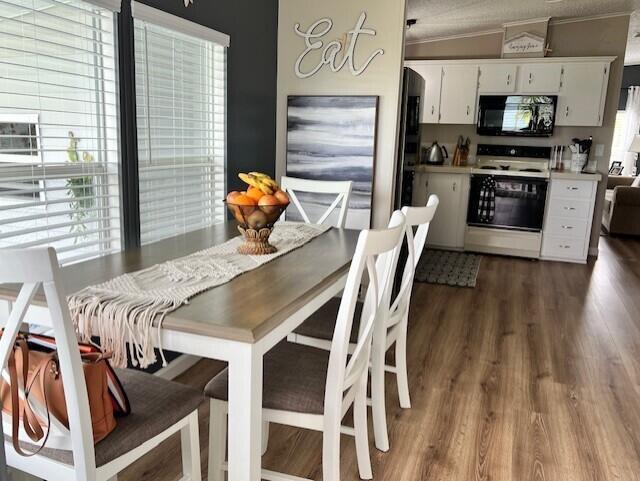 SPANISH LAKES AT FAIRWAYS - Residential