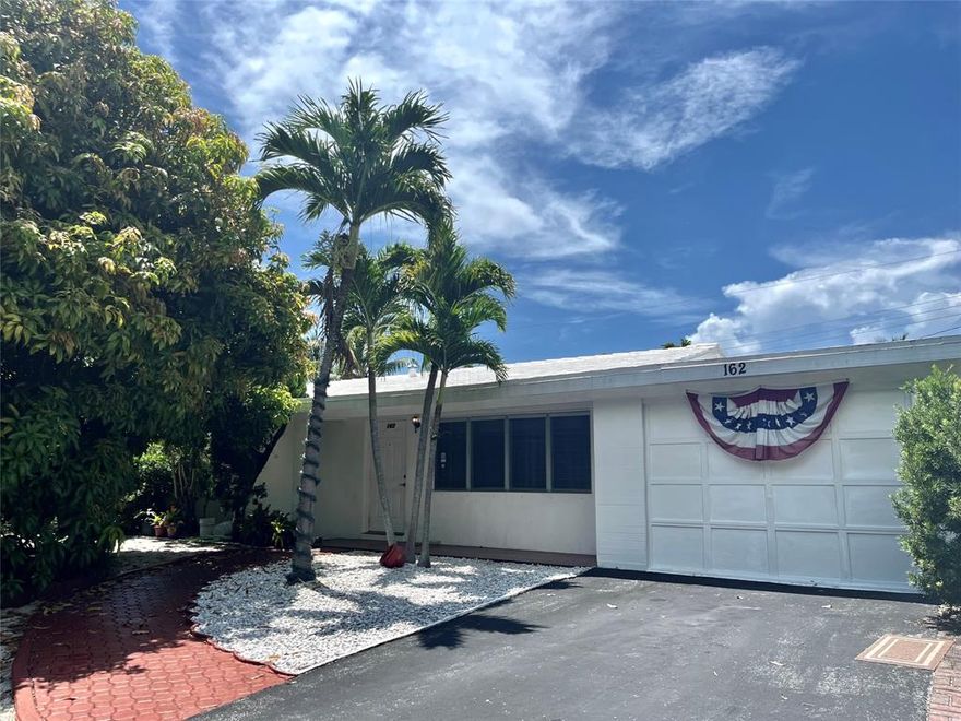 This is the lowest price in the neighborhood . 2/1 Single Family Home.  Needs TLC . Very large living room , good size bedrooms . House is in Original condition.  Total area including garage and cover patio is 1,530 sf. A lot of possibilities with this property to renovated or build your dream house . 7,600 sf size lot. Mature trees. no HOA.