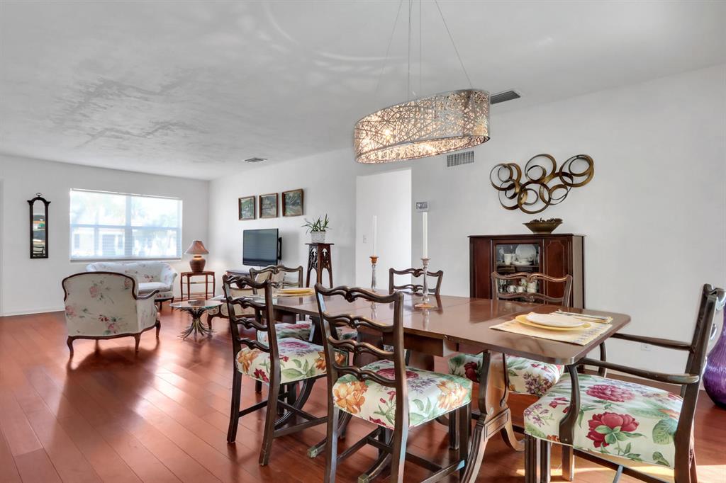 LAKE OSBORNE ESTATES 10 - Residential